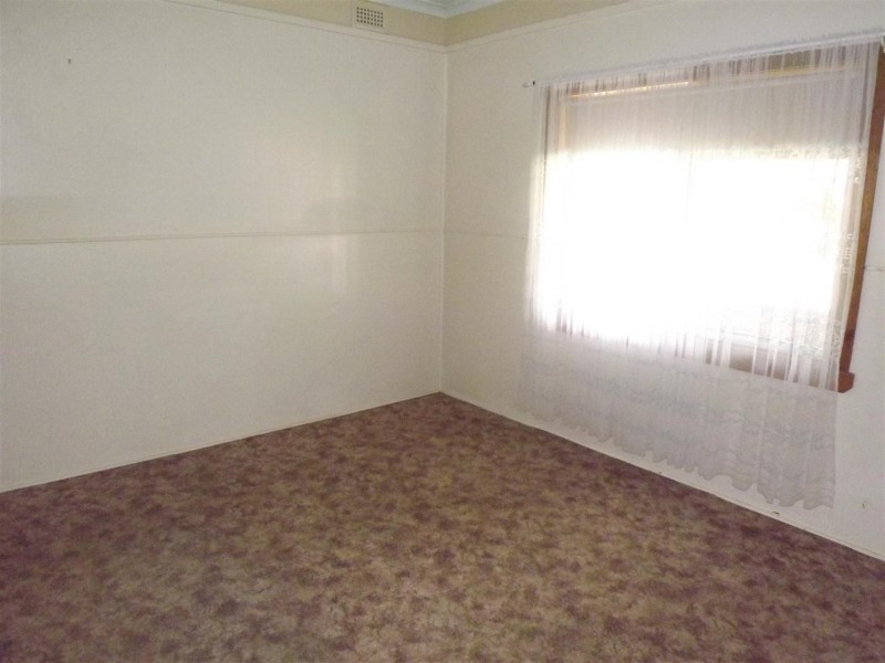 40 and 40A Close Street, Parkes NSW 2870