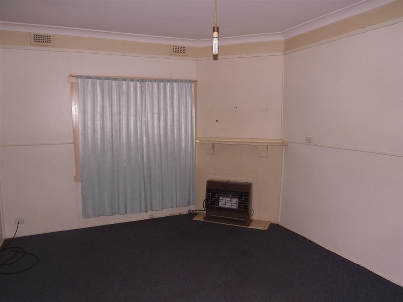 40 and 40A Close Street, Parkes NSW 2870