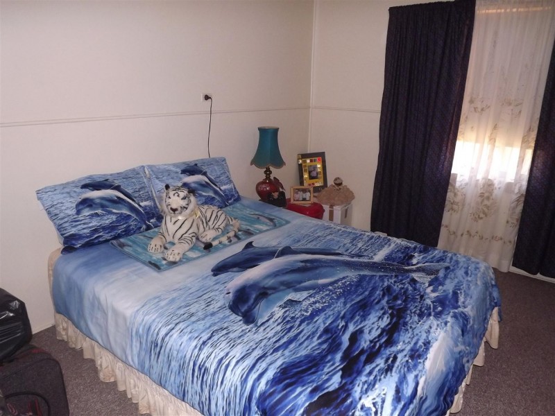 40 and 40A Close Street, Parkes NSW 2870