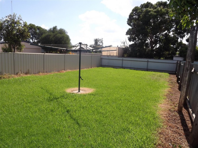 40 and 40A Close Street, Parkes NSW 2870