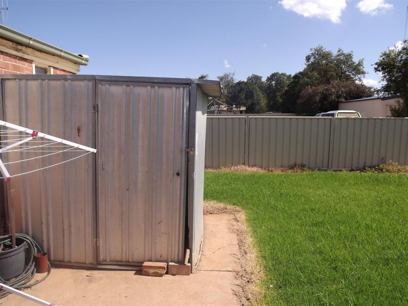 40 and 40A Close Street, Parkes NSW 2870