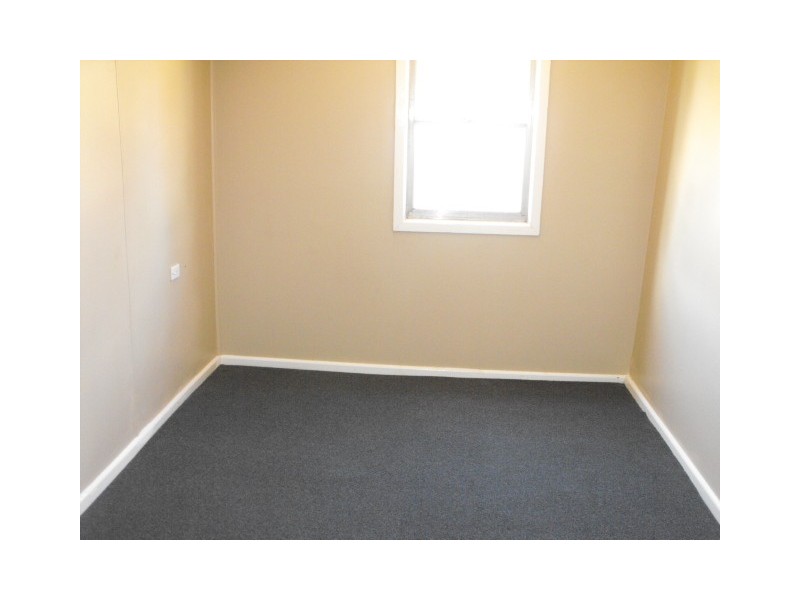 30 Station Street, Parkes NSW 2870
