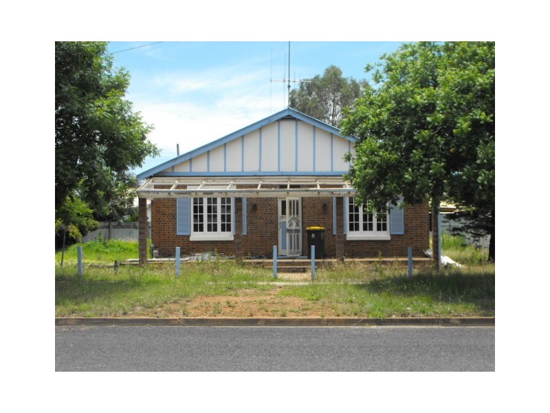 66  Dalton Street, Parkes NSW 2870
