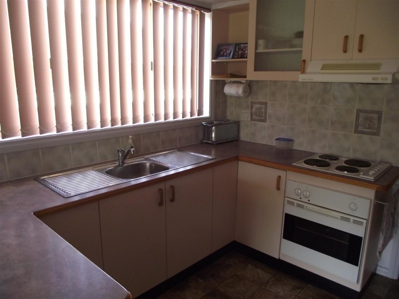 68 Best Street, Parkes NSW 2870