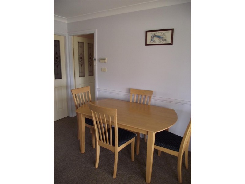 68 Best Street, Parkes NSW 2870