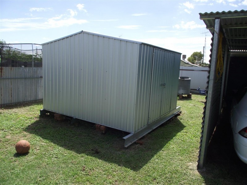 17 Kitchener Street, Tullamore NSW 2874