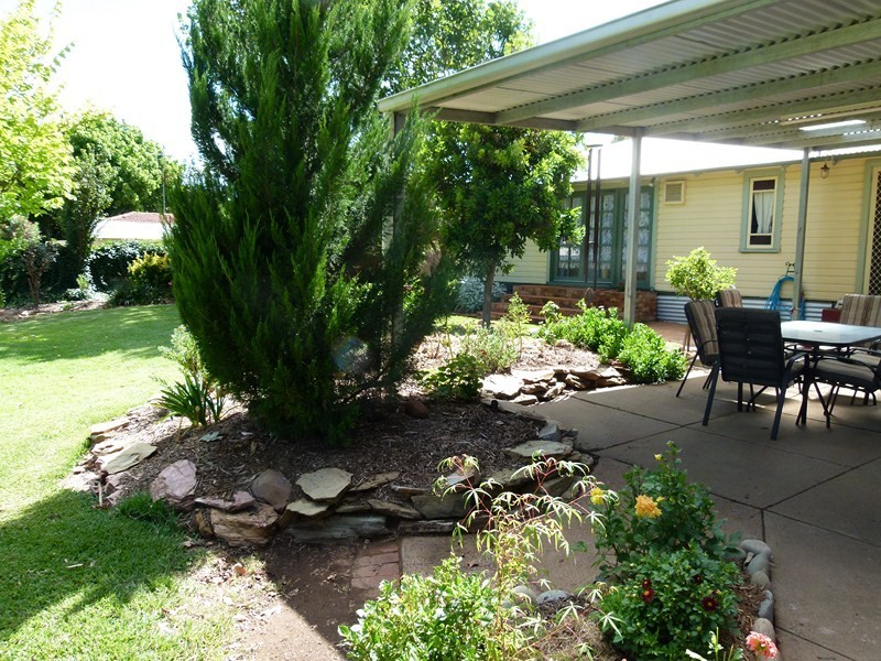 23 Clement Street, Forbes NSW 2871