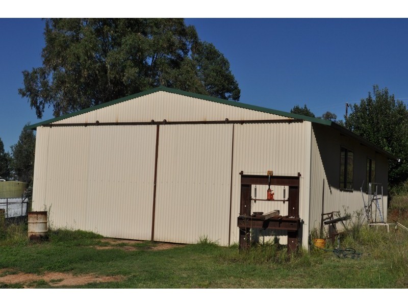 20 West street, Eugowra NSW 2806