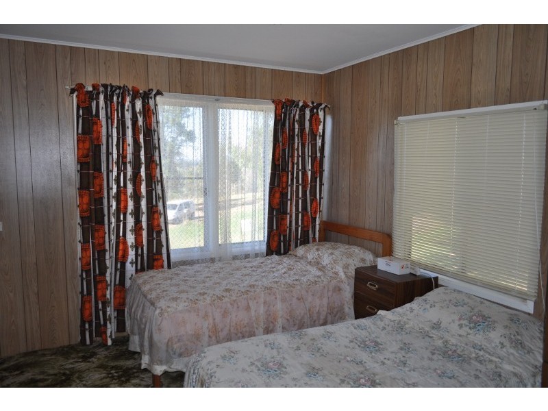 20 West street, Eugowra NSW 2806