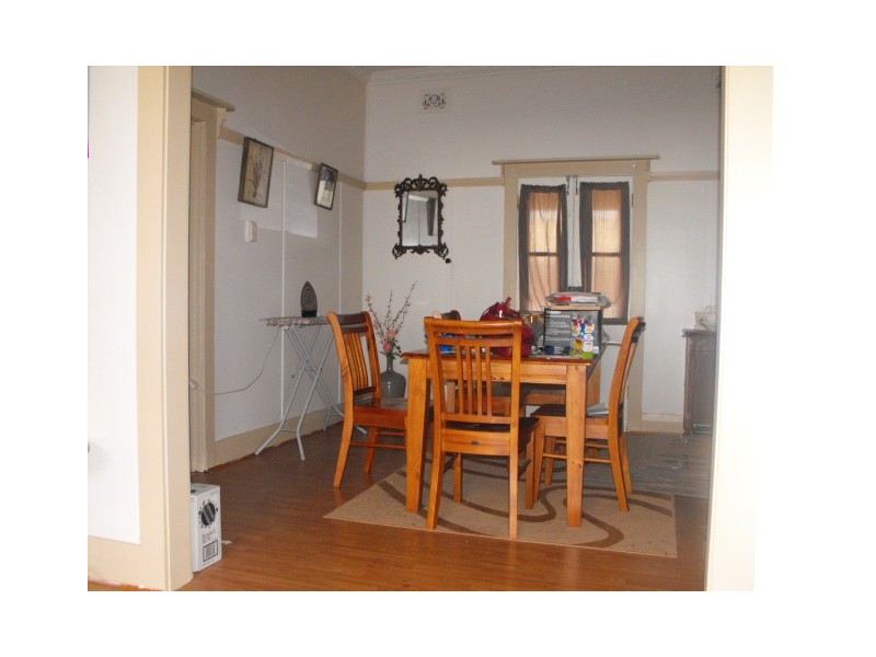 38 Caswell Street, Peak Hill NSW 2869