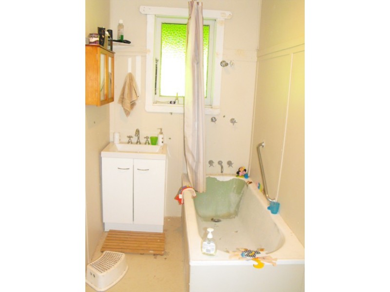 38 Caswell Street, Peak Hill NSW 2869