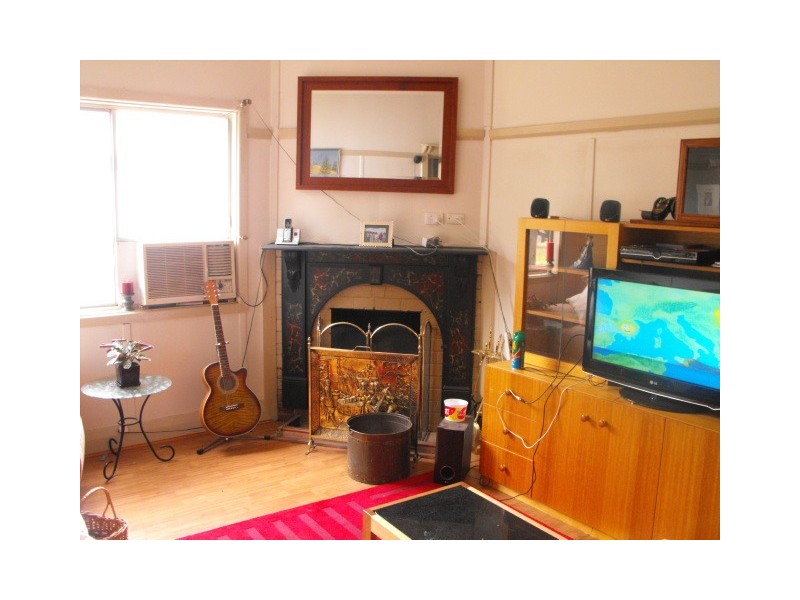 38 Caswell Street, Peak Hill NSW 2869