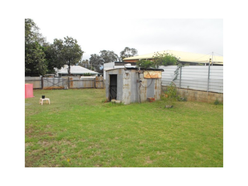 38 Caswell Street, Peak Hill NSW 2869