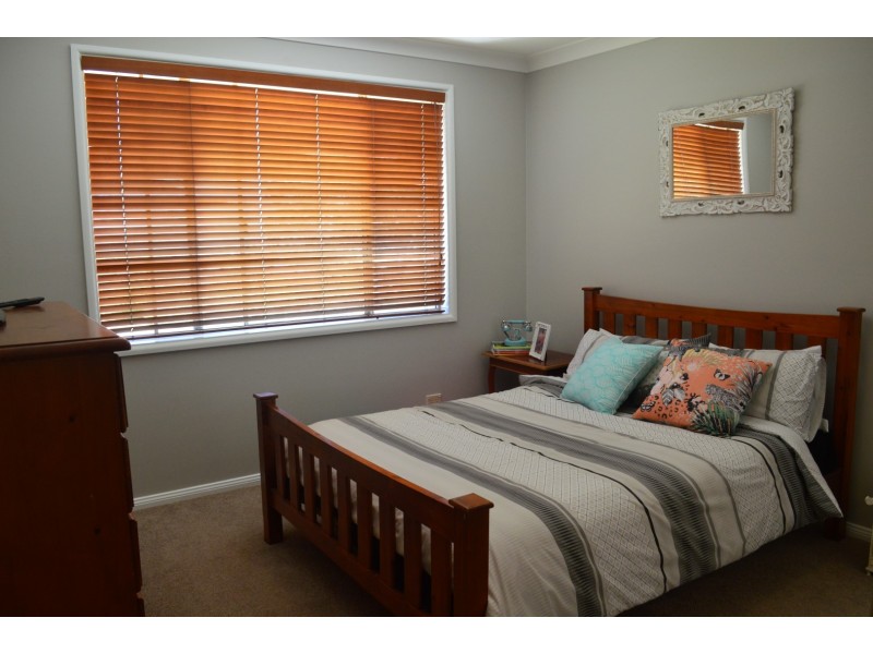 26 Moor Street, Parkes NSW 2870