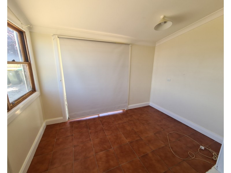 21 Jones Street, Parkes NSW 2870