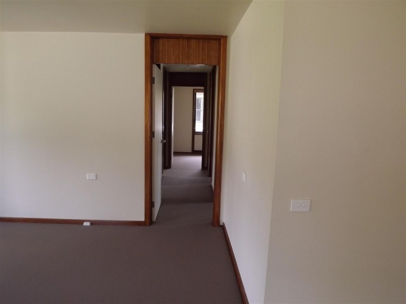 14 Callaghan Street, Parkes NSW 2870