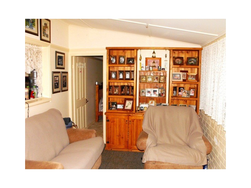 5 Park Street, Parkes NSW 2870