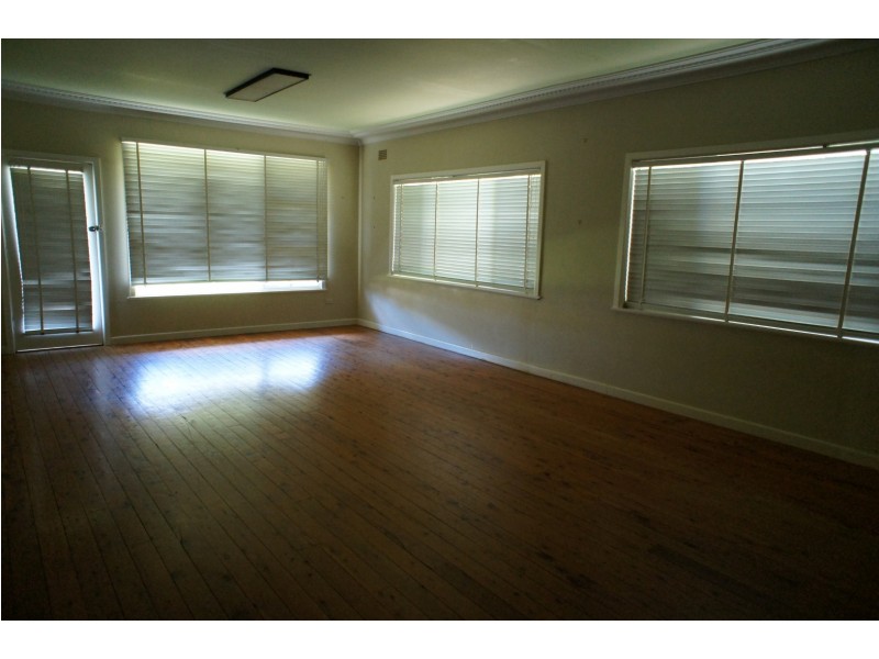 10 Obley St, Cumnock NSW 2867