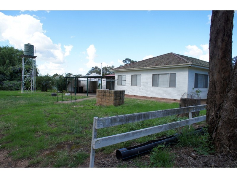 10 Obley St, Cumnock NSW 2867