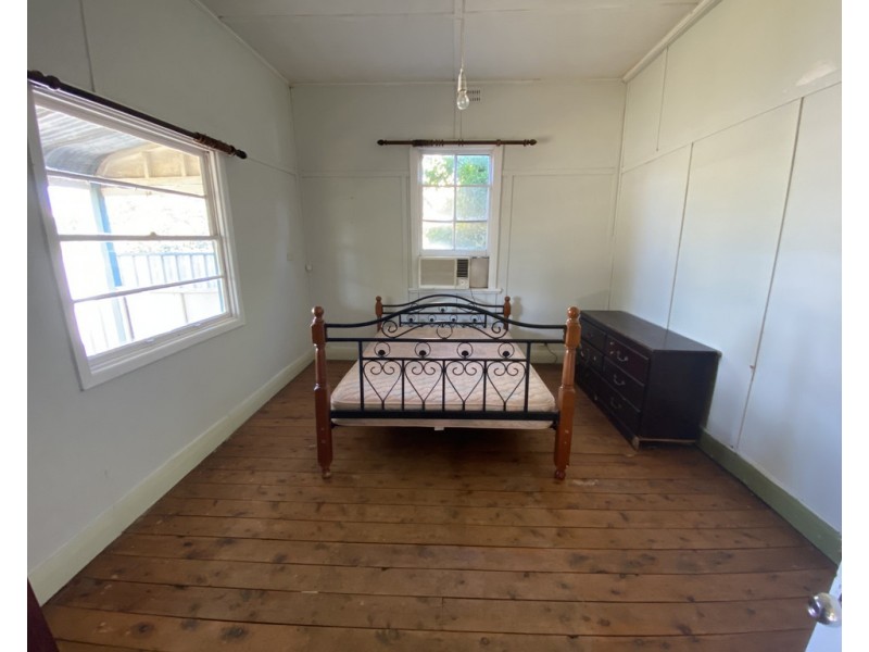 153 Bathurst Street, Condobolin NSW 2877