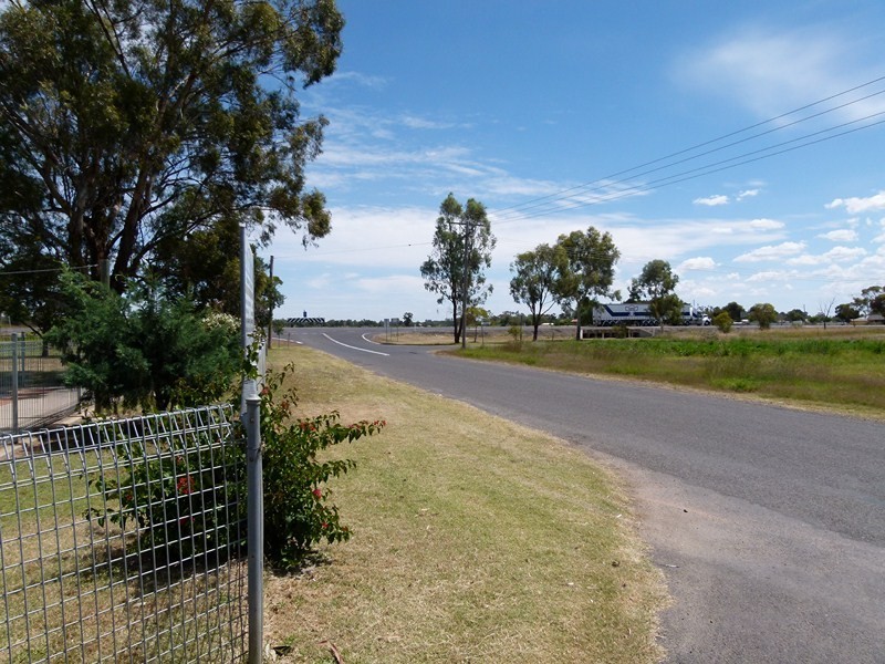Cnr Newell Highway and River Rd, Forbes NSW 2871