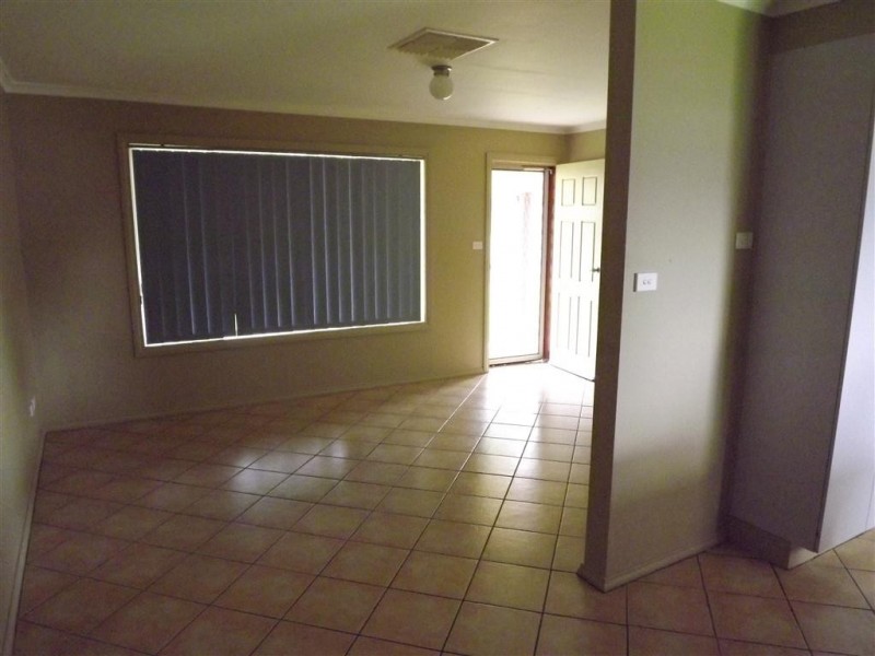 1 Danilenko Street, Parkes NSW 2870