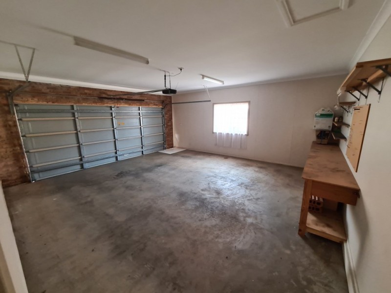 10 Glenburnie Close, Parkes NSW 2870