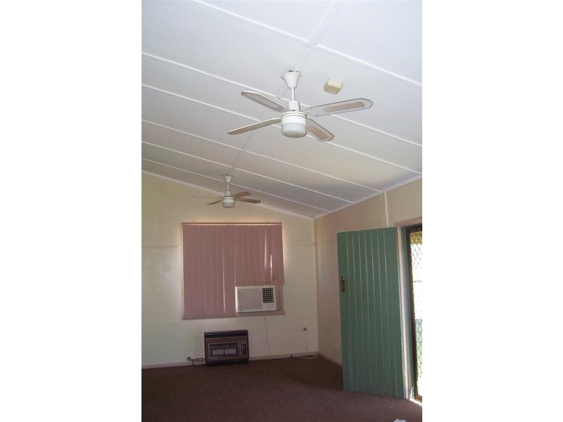 5 WEST STREET, Trundle NSW 2875