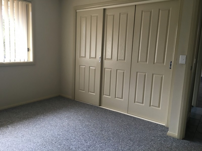 2/44 Brolgan Road, Parkes NSW 2870