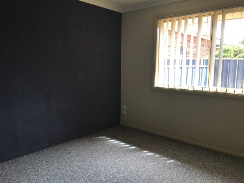 2/44 Brolgan Road, Parkes NSW 2870