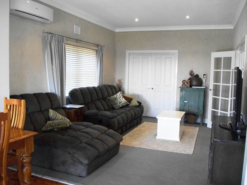 36 Melrose Street, Condobolin NSW 2877