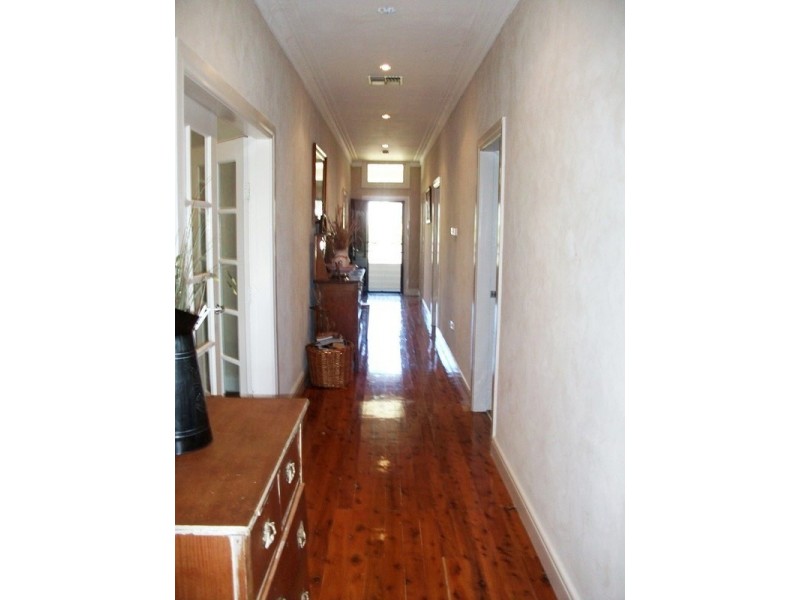 36 Melrose Street, Condobolin NSW 2877