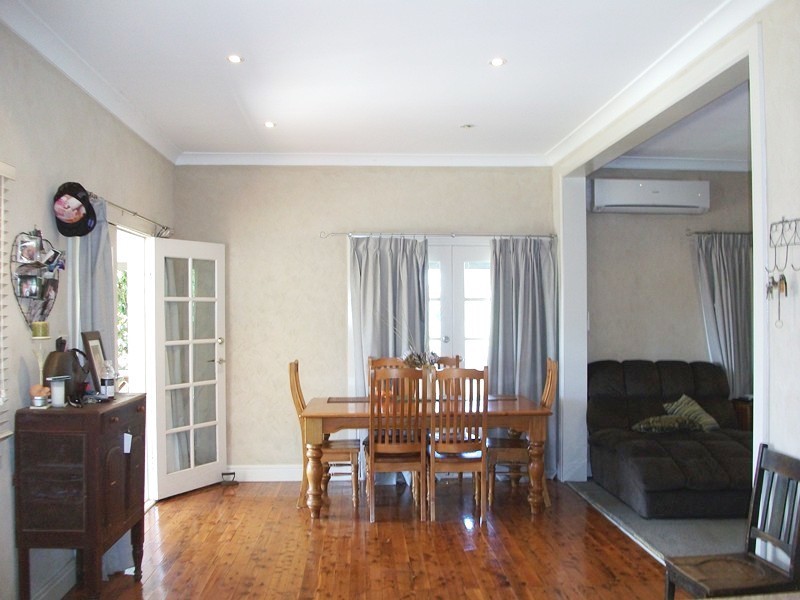 36 Melrose Street, Condobolin NSW 2877