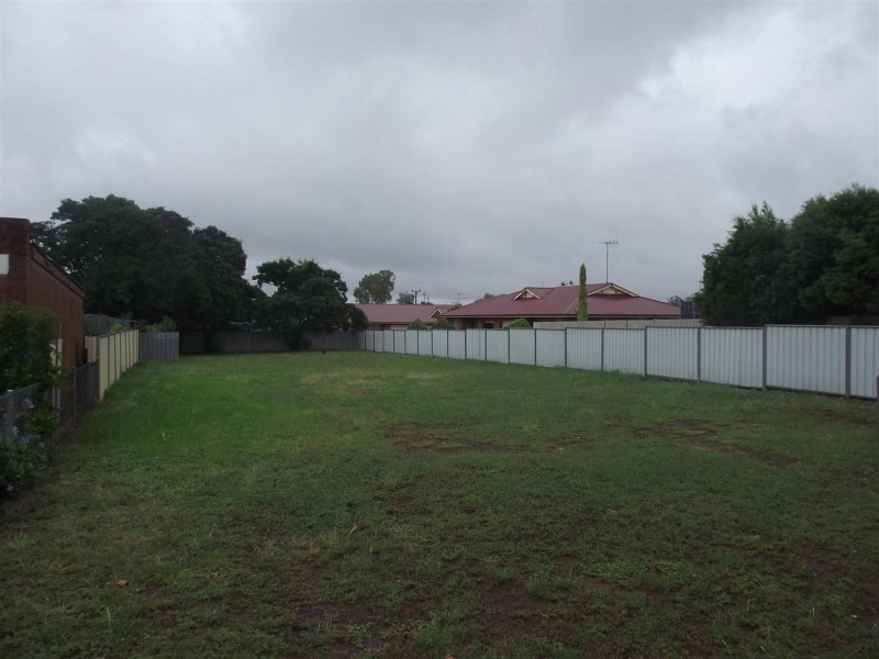 33 Cecile Street, Parkes NSW 2870