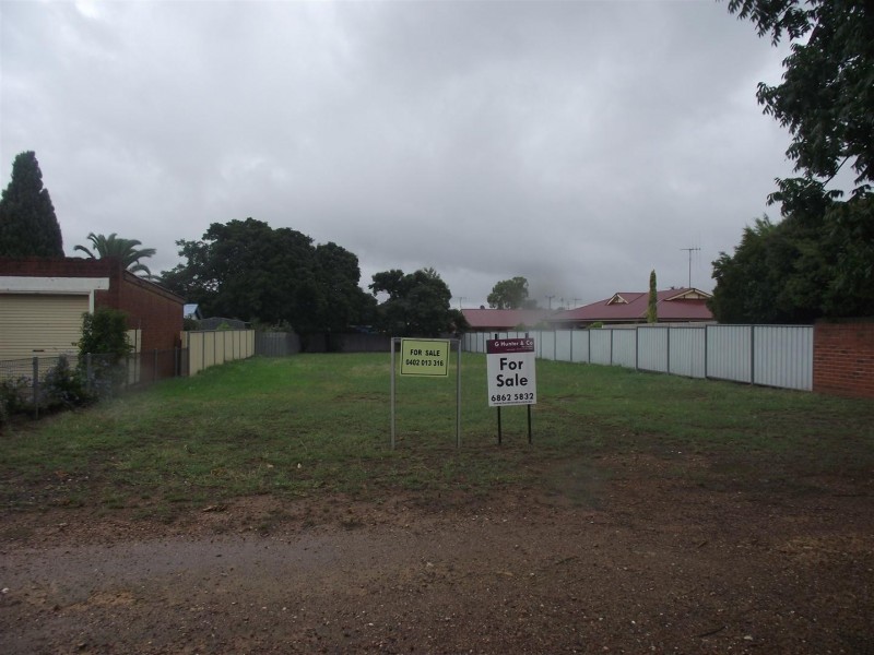 33 Cecile Street, Parkes NSW 2870