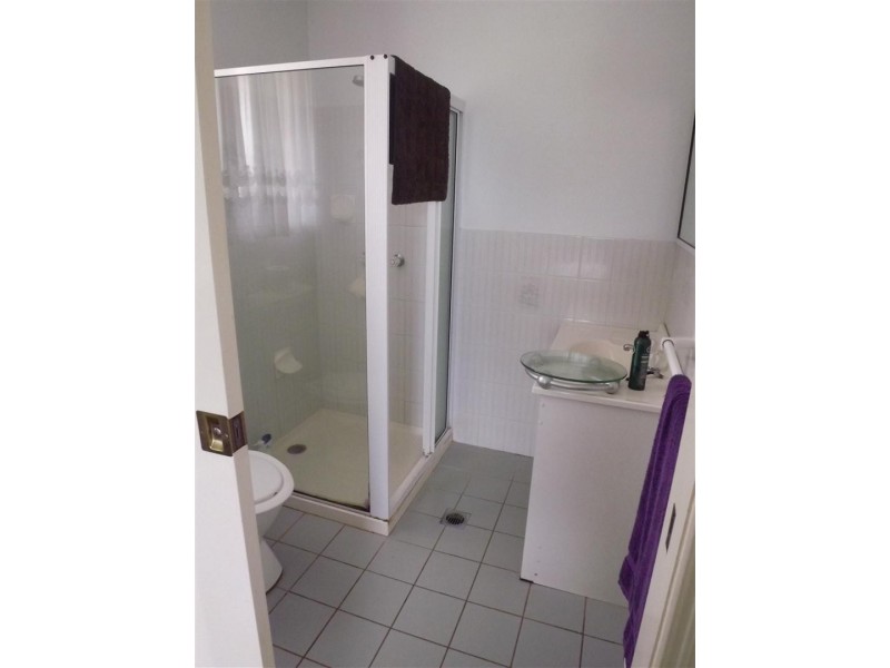 8 Monica Close, Parkes NSW 2870