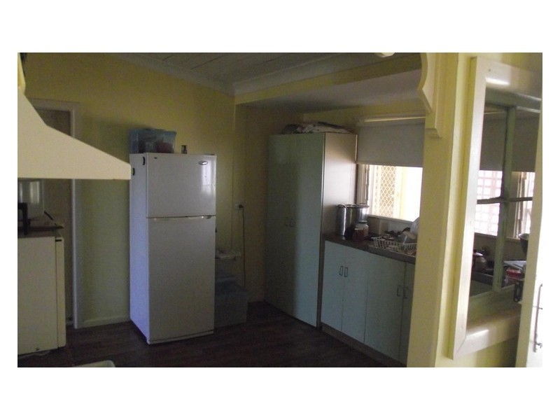 16 Gallop Avenue, Parkes NSW 2870