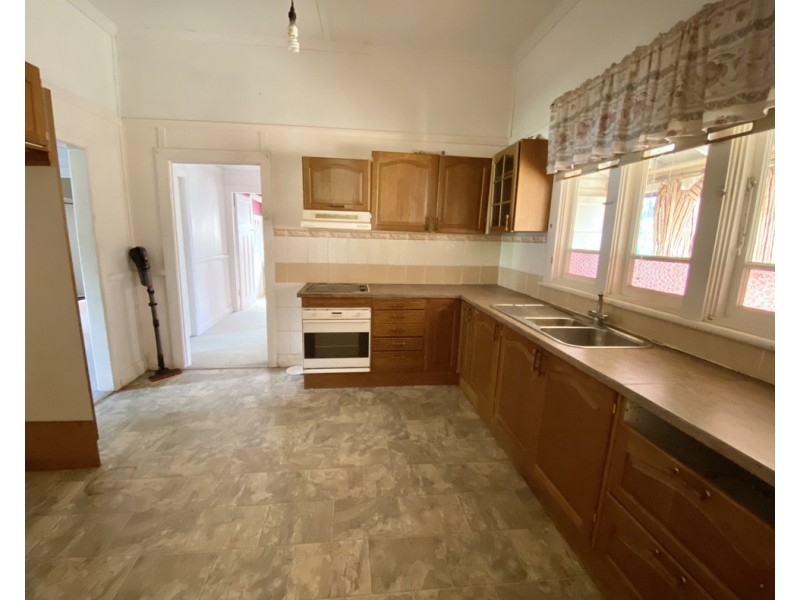 36 Grenfell Street, Forbes NSW 2871