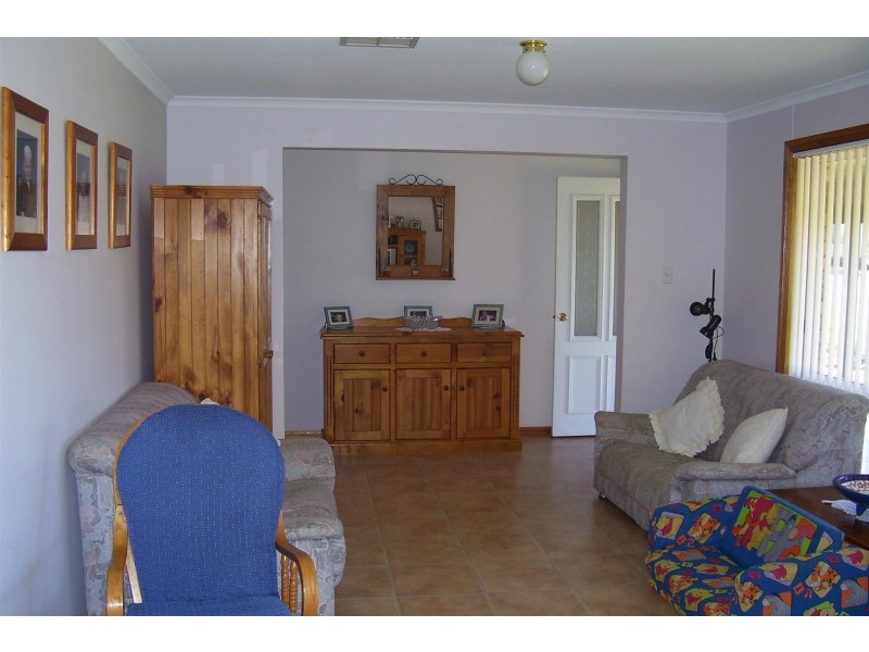 21 Koala Street, Parkes NSW 2870