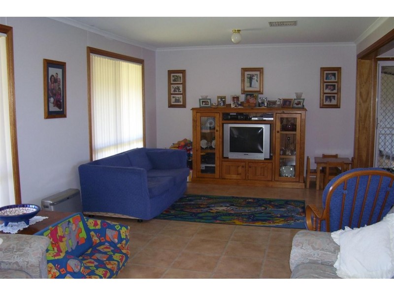 21 Koala Street, Parkes NSW 2870