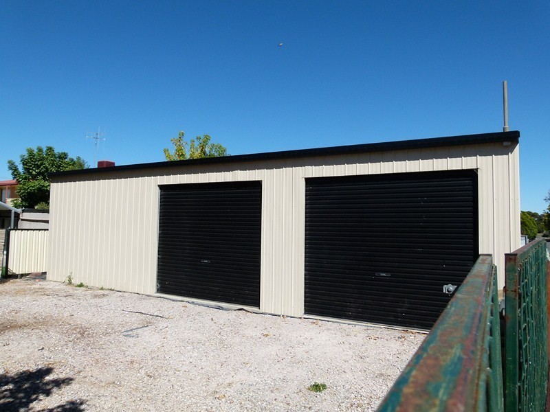 12 Renfree Street, Forbes NSW 2871