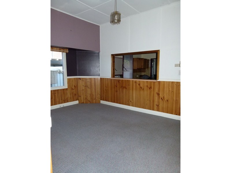 12 Renfree Street, Forbes NSW 2871