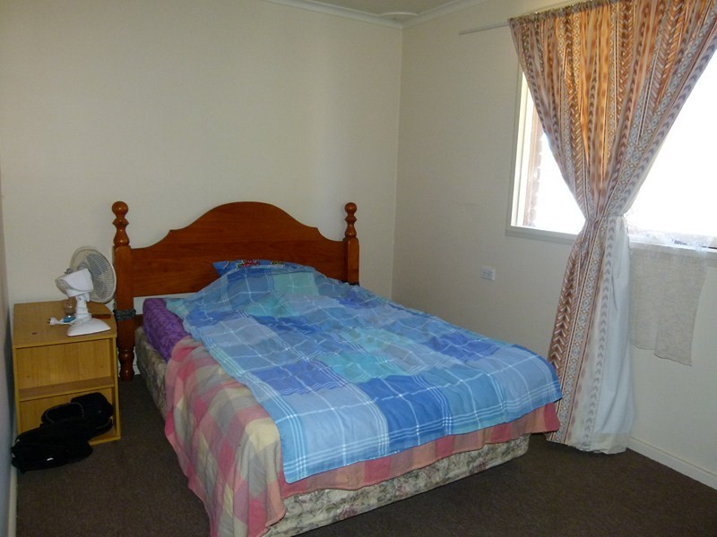 45 Cedar, Forbes NSW 2871