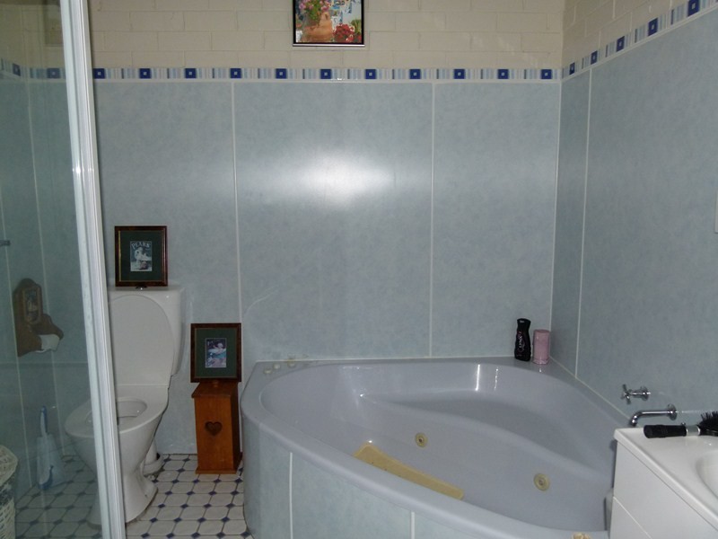 8-10 Palmer Cres., Forbes NSW 2871