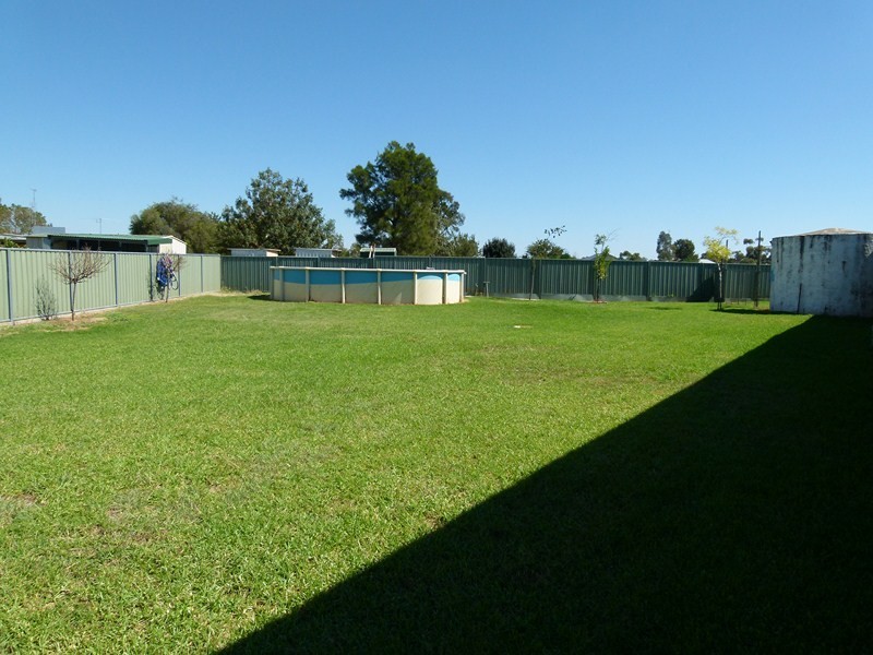 8-10 Palmer Cres., Forbes NSW 2871