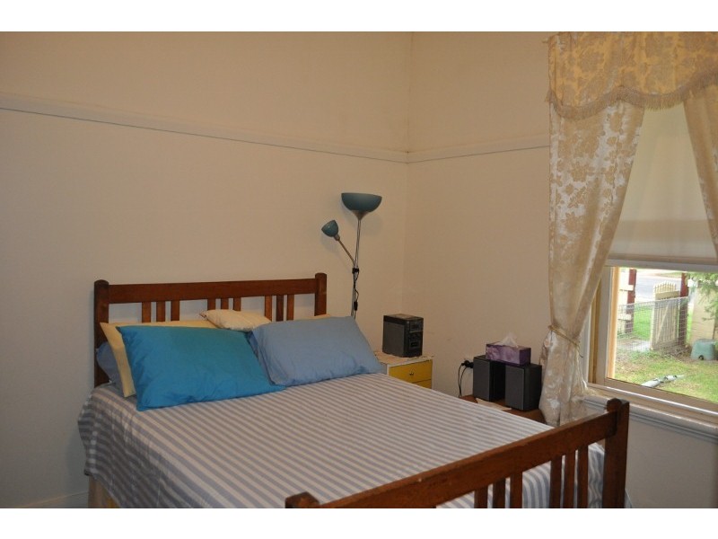 32 Nanima Street, Eugowra NSW 2806