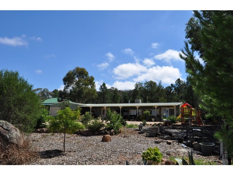 2 Forbes Road, Eugowra NSW 2806