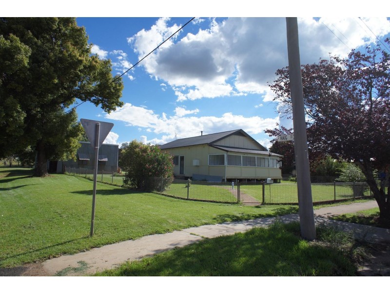 11 McLachlan Street, Cumnock NSW 2867