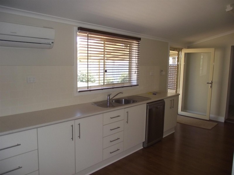 51 Church Street, Parkes NSW 2870