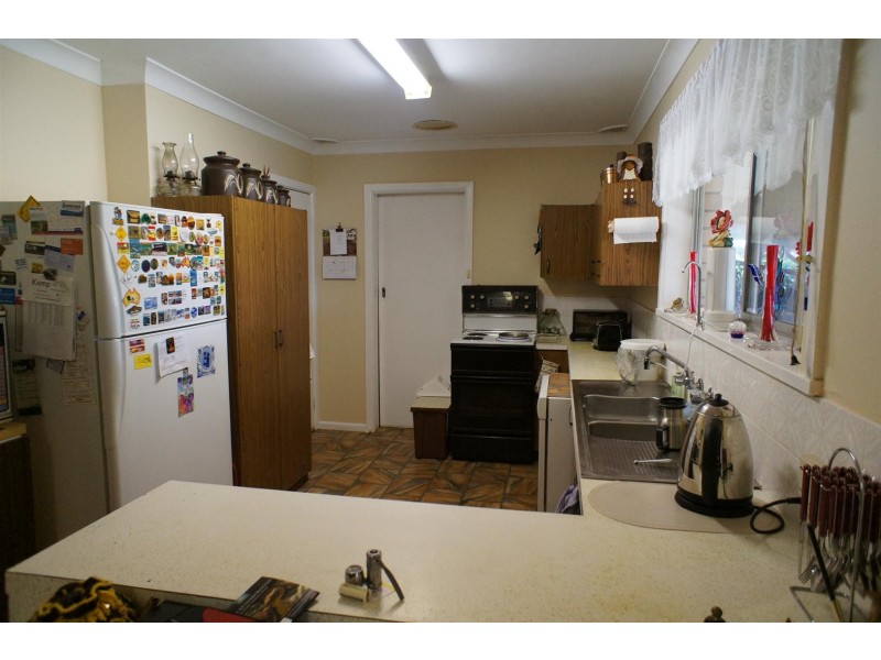 4 King Street, Yeoval NSW 2868